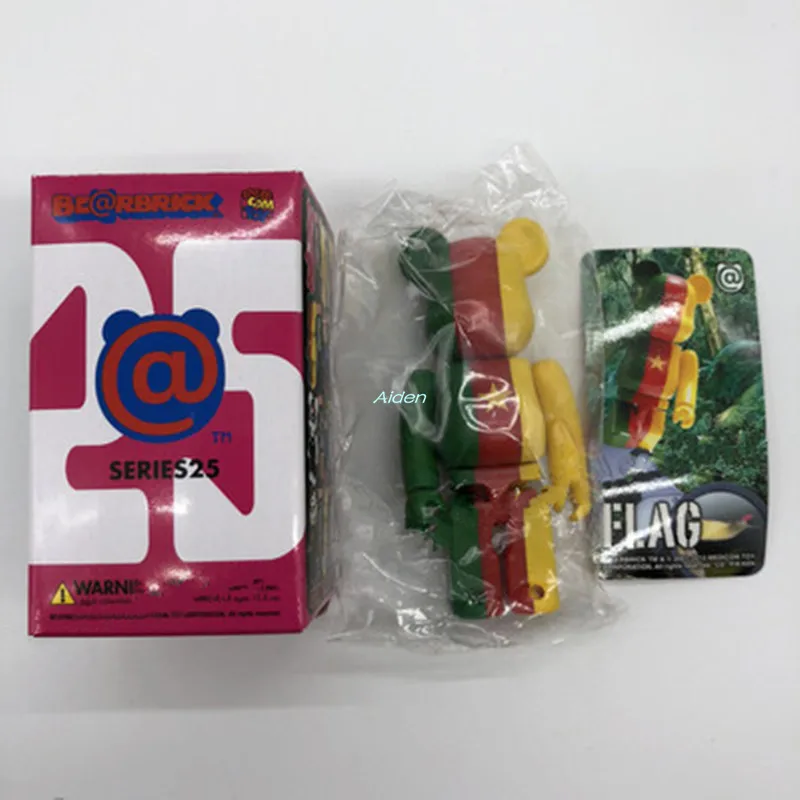 

3" Bearbrick Kaws BB 100% Be@rbrick Gloomy BRIAN Original Fake ARTIST Flag PVC Action Figure Collectible Model Toy BOX 7CM Z870