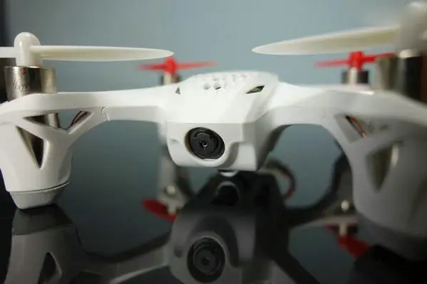 Квадрокоптер Hubsan X4 H107D FPV с камерой и ЖК дисплеем|Радиоуправляемые вертолеты| |
