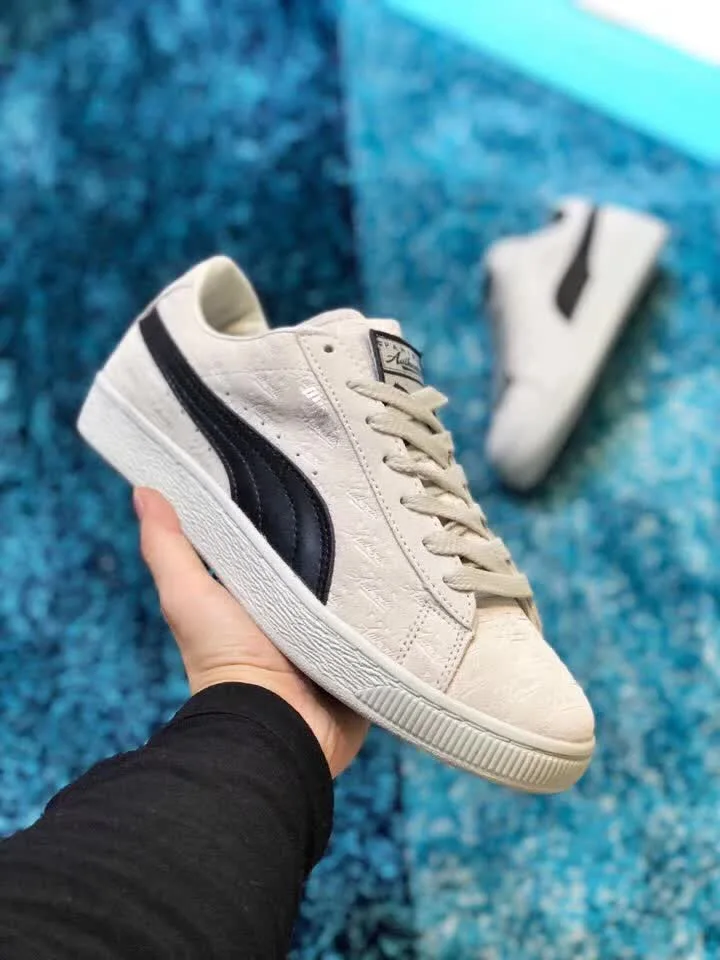 

Original 2018 New Arrival Puma Suede CLASSIC Women's Sports Leisure Sneakers Badminton shoes Size 36-40