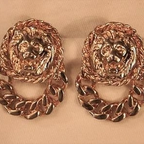 Handsome Sculpted Lion's Head Chain Link Accents Goldtone PIERCED Earrings