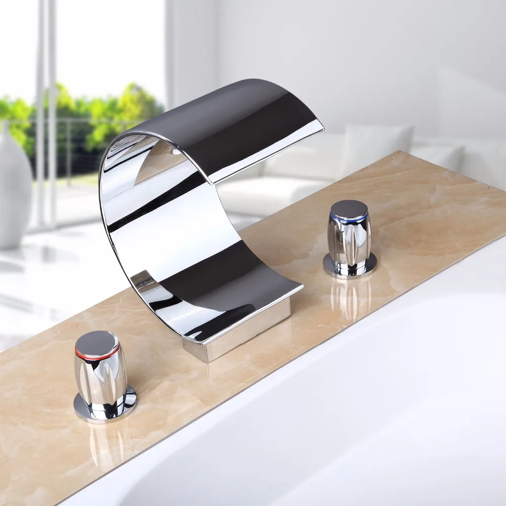 

Deck Mounted Bathroom Faucet Double handles faucet for basin sink chromed Round mixer taps