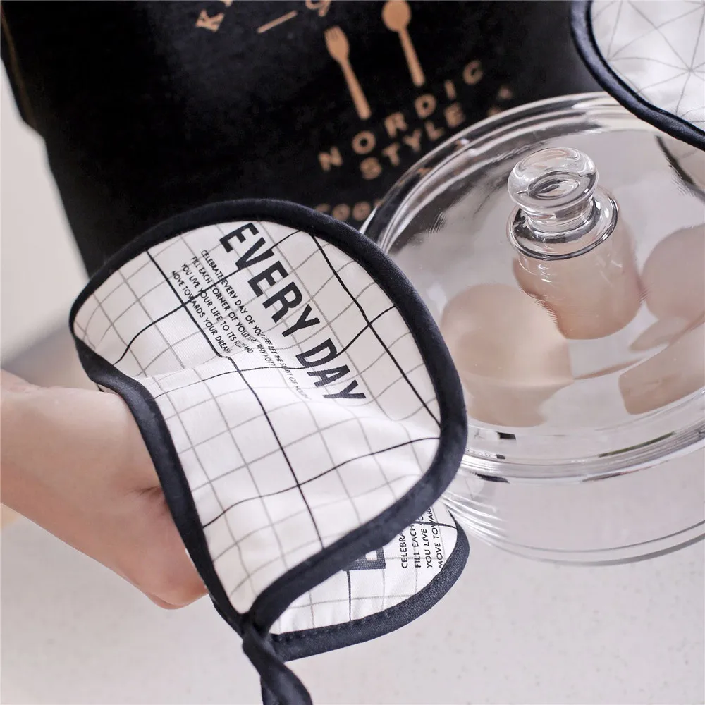 الإبداعية القطن تحديد الموقع منقوشة إلكتروني نمط الجدول حصيرة الحرارة طبقة مزدوجة العزل المفارش عاء كوستر الرئيسية الديكور 1 PCS الإبداعية القطن تحديد الموقع منقوشة إلكتروني نمط الجدول حصيرة الحرارة طبقة مزدوجة العزل المفارش عاء كوستر الرئيسية الديكور 1 PCS