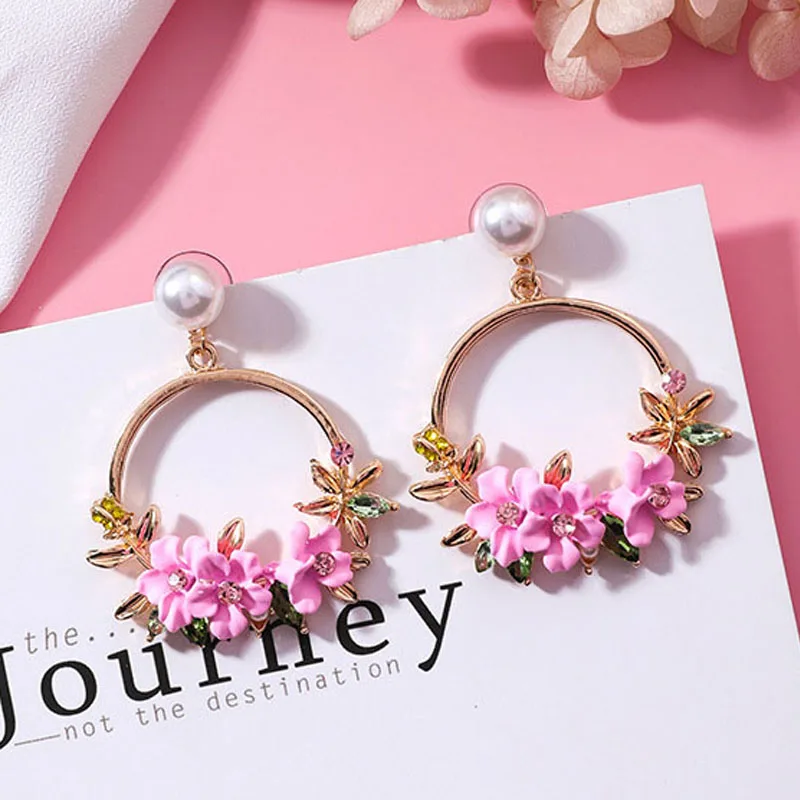 

2018 New Simualted Pearl Ceramic Crystal Flower Petal Geometric Big Round Circle Drop Earrings for Women Wedding Charm Jewelry