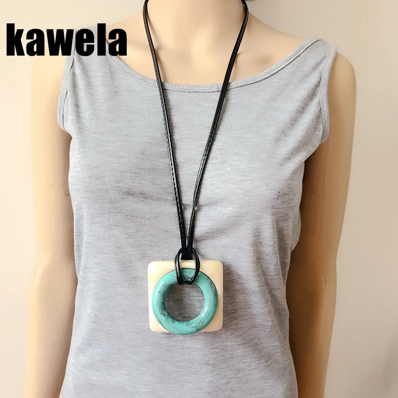 

Free Shipping New Square Round Resin Fashion Pendant Black Leather Necklace