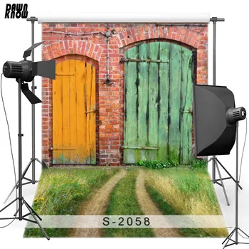 

DAWNKNOW Lawn Vinyl Photography Backdrops For Newborn Red Door Polyester Background For Children Photo Studio S2058