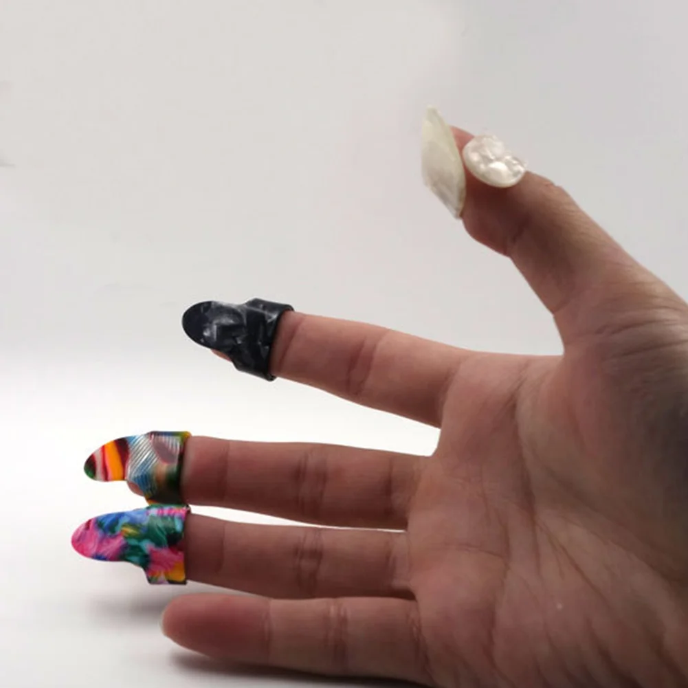 

4PCS Guitar Pick Professional Plastic 1 Thumb And 3 Finger Nail Guitar Accessories Plectrums Set Accessories Color Random