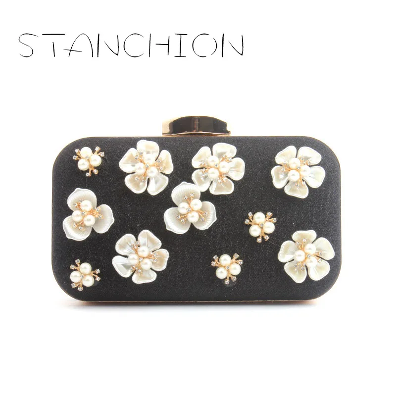 

2018 New Pearl Flower Clutch Shoulder Messenger Chain Evening Package