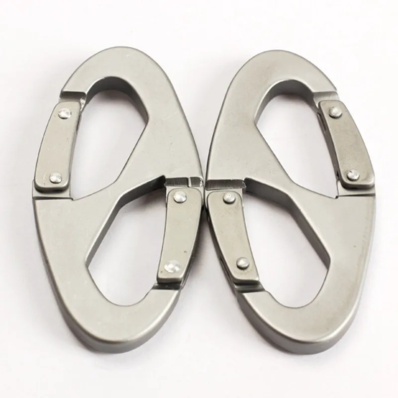 8-Shape Climbing Carabiner