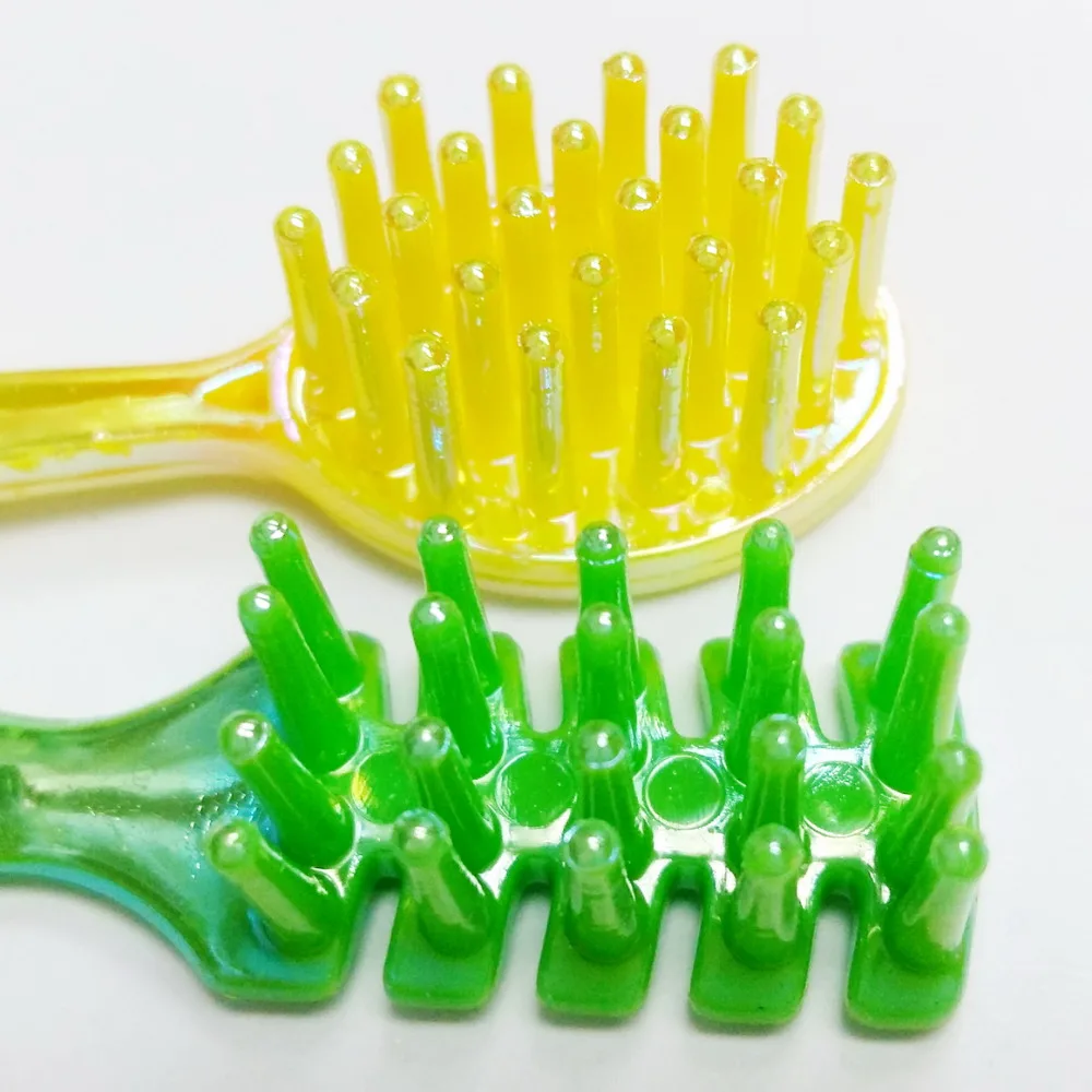 4.2cm comb keychain 3.6g    