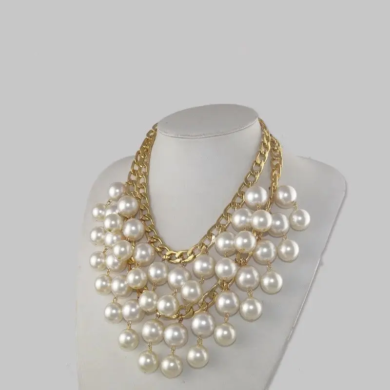 

2 Broke Girls Caroline Pearl Beads Golden Necklace Pendant Cosplay