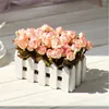 Juego de jarrones de valla de madera de alta calidad, flores artificiales de seda de Rosa y Margarita, decoración para el hogar y jardín, regalo de cumpleaños, 1 Juego ► Foto 3/6