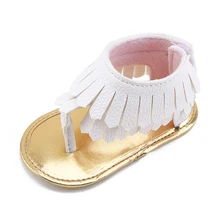 Новинка; стильная обувь для маленьких девочек; Однотонный Розовый Полосатый крючок с перекрестными ремешками и кисточками; сандалии для новорожденных;