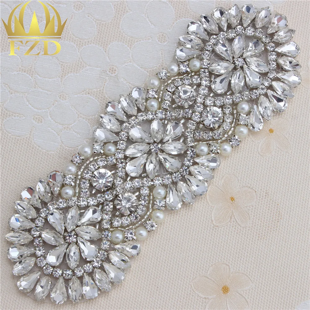 30 Pcs Wedding Decoration Rhinestone Withe Applique Crystal Sewing