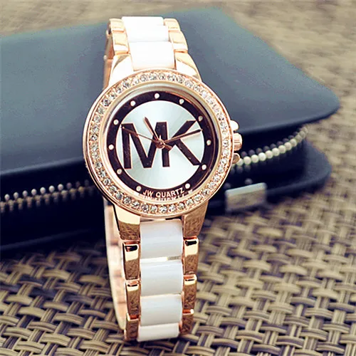 

2018 Ladies 'watches, ladies' fashion, imitation ceramics, students 'bracelets, watches, quartz.watchs women popular,