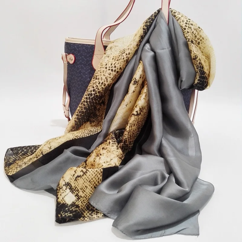 Vintage Snake Skin Silk Scarf Women Fashion Luxury Brand Foulard Shawls