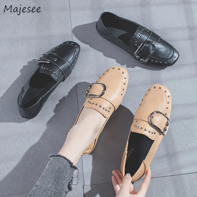 

Flats Women Rivet Simple Retro All-match Spring Autumn Womens Non-slip Shallow Flat with Shoes Ladies Solid Colour 2019 Trendy