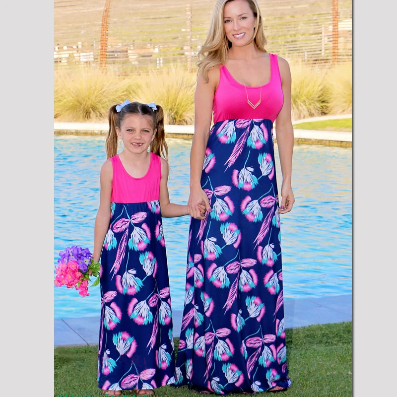 

Family Matching Outfits Mother Daugter Beach Dress Outfits Summer Mom Kids Girl Summer Fashion Sleeveless Womens Kids Girls Maxi