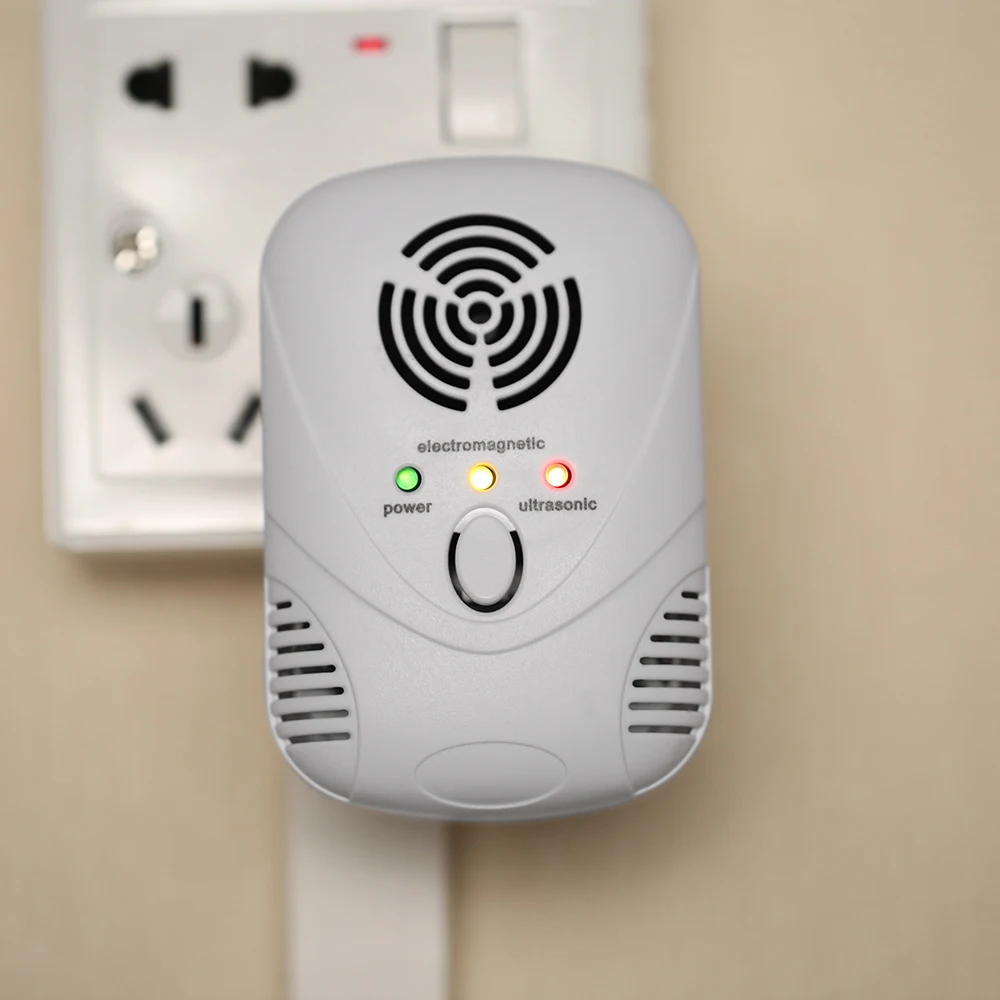 

Electronic Ultrasonic/Electromagnetic Wave Mouse Repeller Rat Repellent Pests Repelling with Nightlight Adjustable