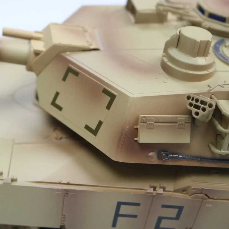 Радиоуправляемый танк M1A2 41 см игрушечный с электрическим приводом игрушки