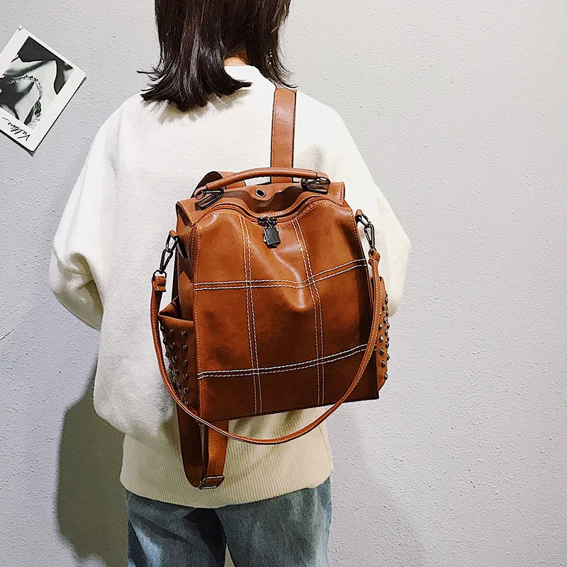 Fashion Rivet women Backpack Pu Leather Female Backpack School Backpack For Teenage Girls lock bags for Girls 2018 mochila (3)