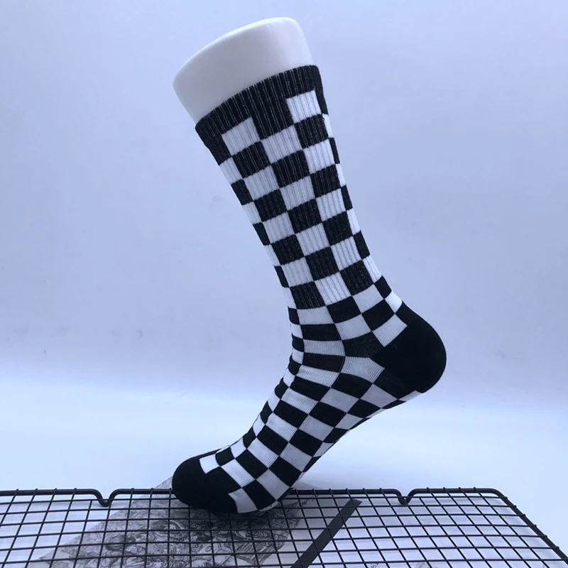

(3 Pairs/lot) Womens Mens Socks Number Striped Letters Comed Cotton Socks Kawaii Men Socks Casual Couples Socks White Black