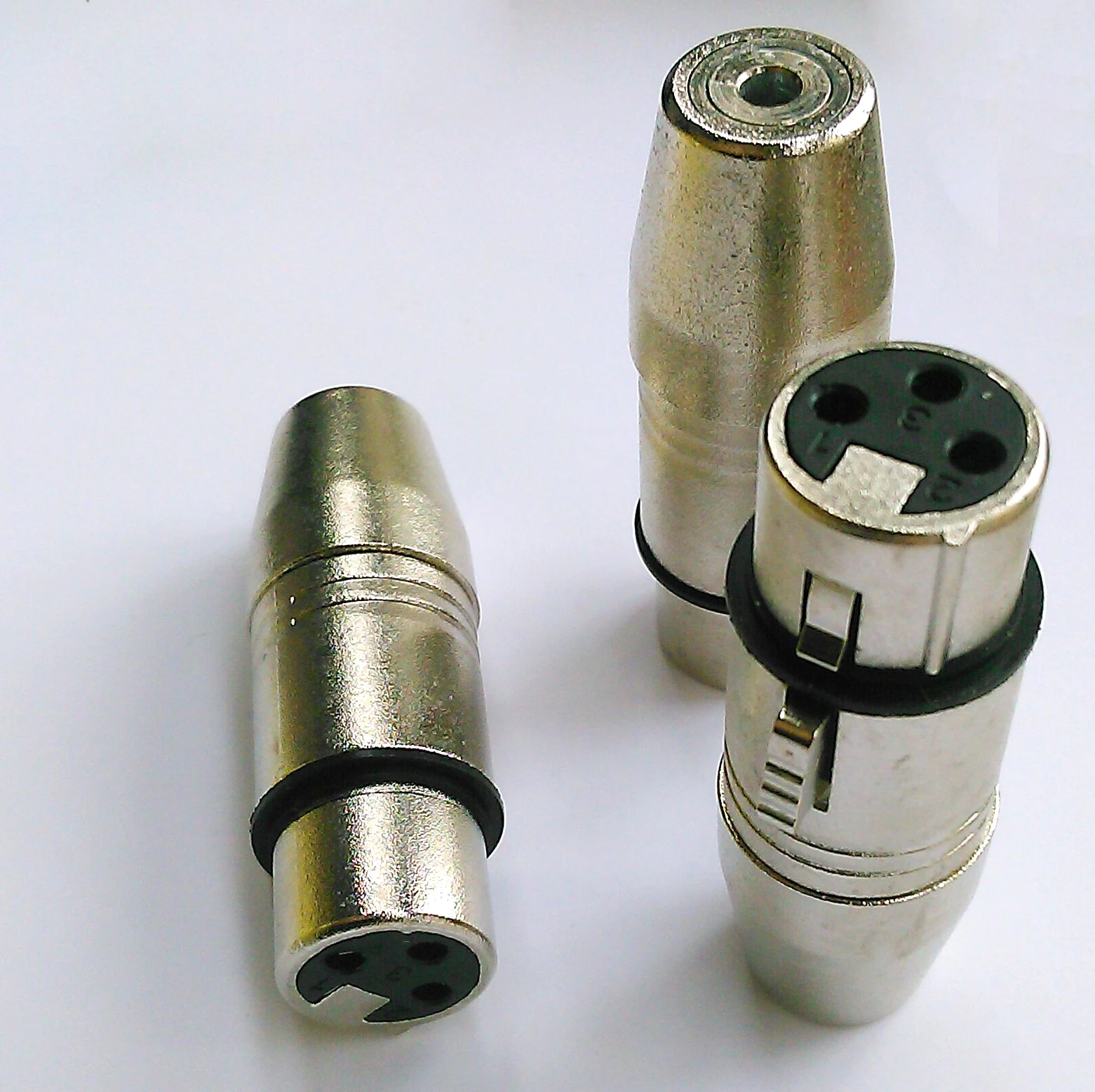 

1pcs 3 pin XLR Audio Female Connector TO 3.5mm stereo socket adapter
