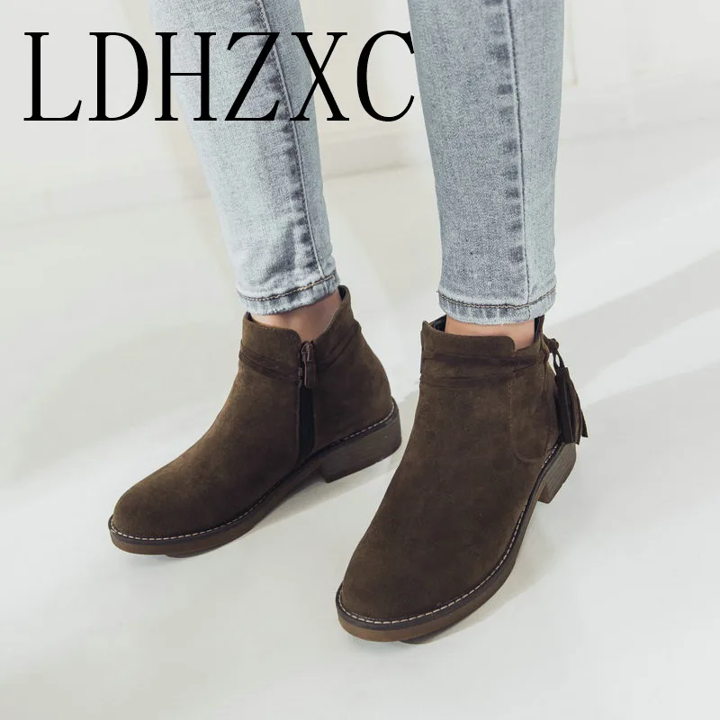 

LDHZXC Women Ankle Boots Pu Leather Fashion Women Shoes Platform Slip on Round Toe Winter Boots Women Boots Big Size 34-43