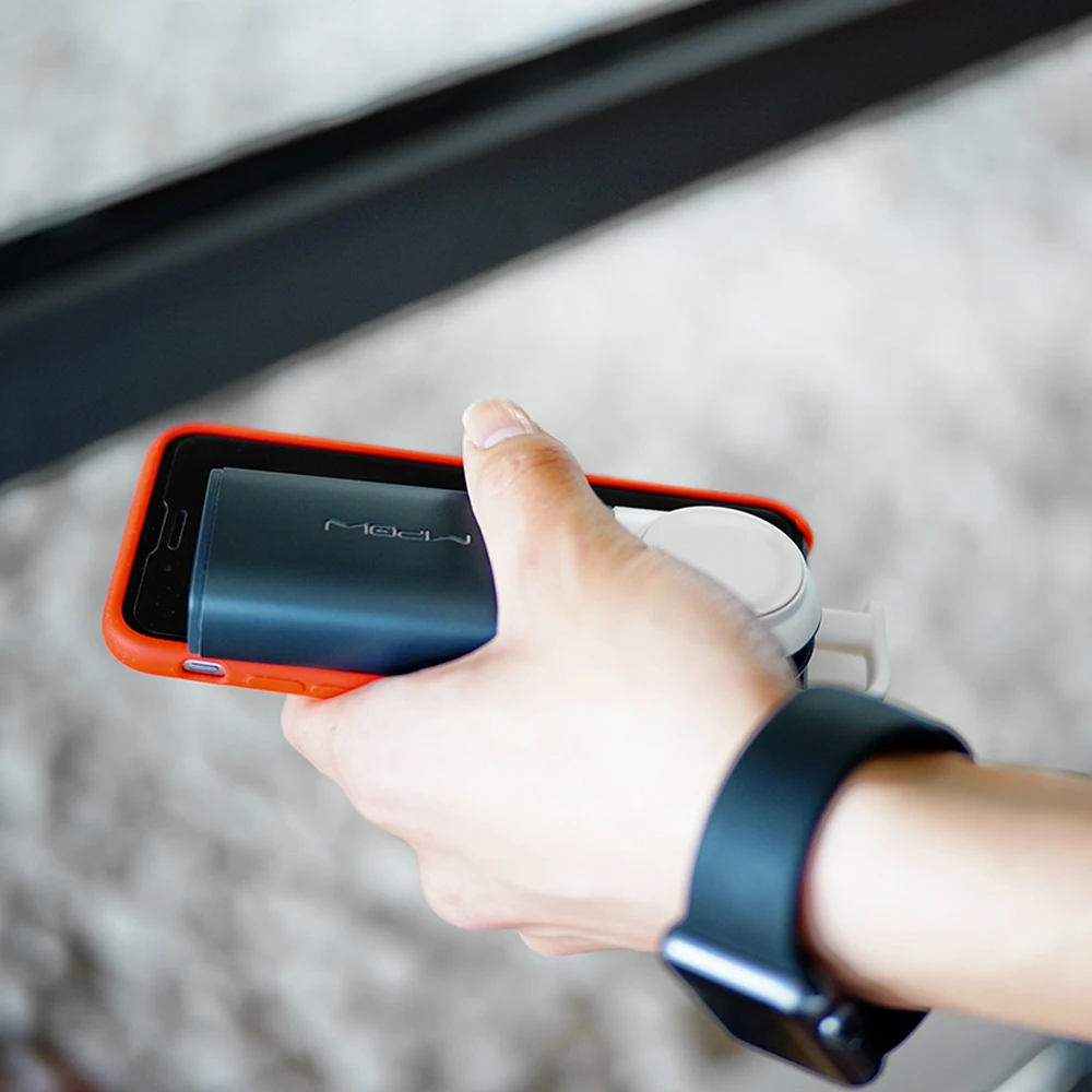 MIPOW Wireless Charger for Apple Watch Portable Power Bank with Built-in Lightning Cable for iPhone X XS 8 Fast Charging iWatch MIPOW Wireless Charger for Apple Watch Portable Power Bank with Built-in Lightning Cable for iPhone X XS 8 Fast Charging iWatch