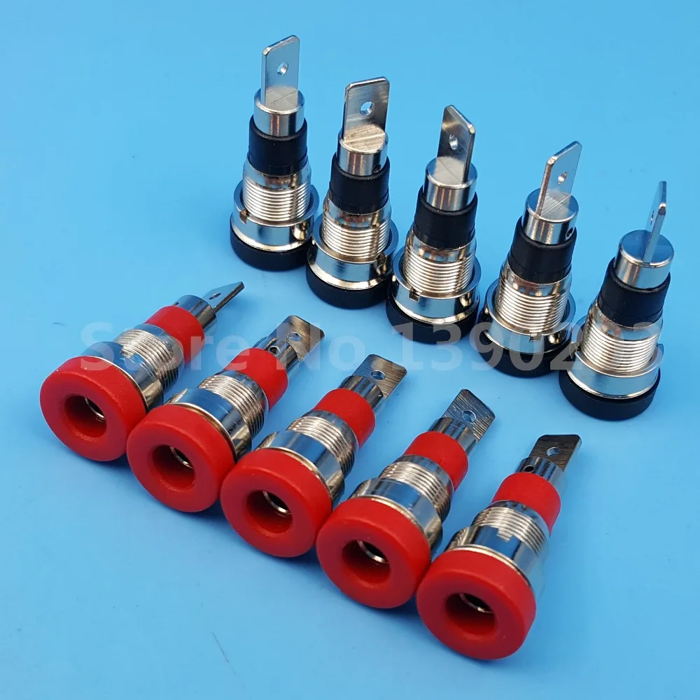 Клеммы для усилителя автомобильного. Post socket. Соединитель типа банан резьба. Аудио клеммы bwt. Гнездо типа "банан", 4мм.