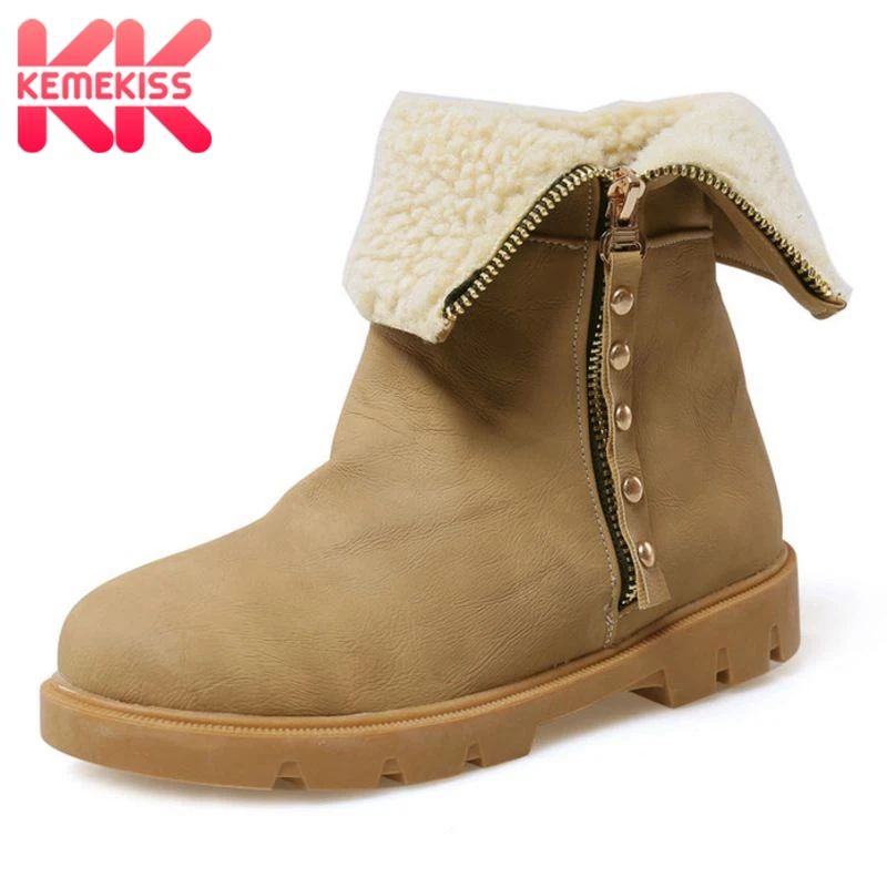 flat boots with zip
