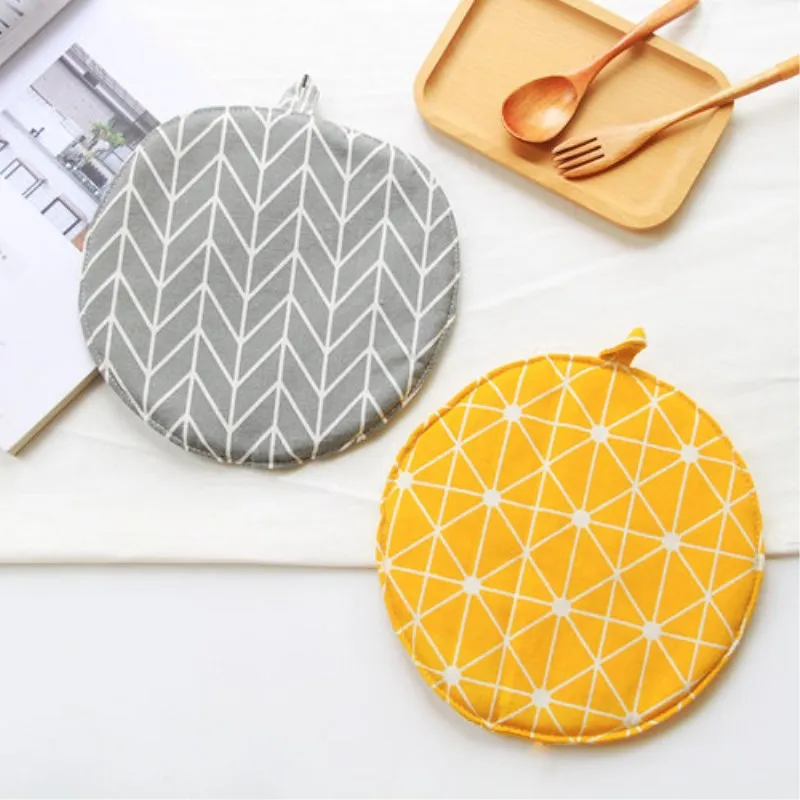 

INS Nordic Geometry Round Placemat Anti-skid Insulation Potholder Non-Slip Disc Bowl Pad Drink Coasters Kitchen Dining Table Mat