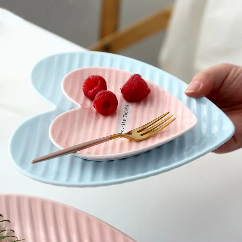 Yilala Ceramic Heart Shaped Dinner Tableware Solid Color Dishes