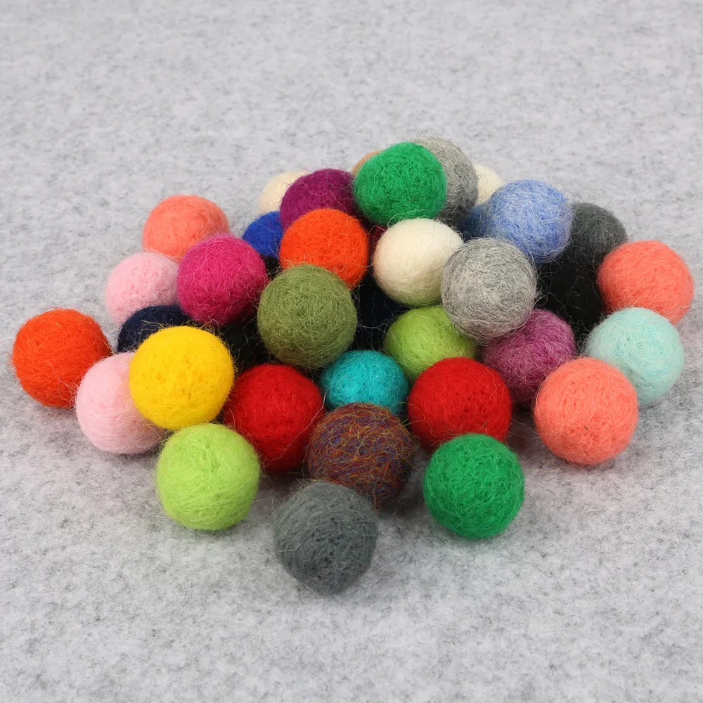 20PCS Good Fashion Size 15mm 20mm 100 Wool Felt Balls Round Wool Felt