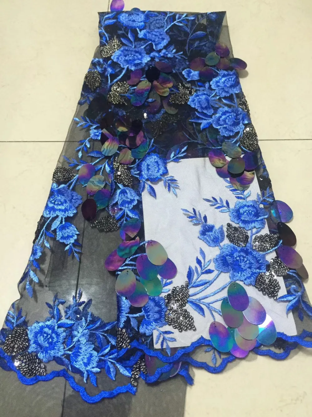 

Big Sequins Nigerian Lace Fabrics For Wedding Hand-Made African French Lace Fabric High Quality 3D Lace Lace Applique Wedding