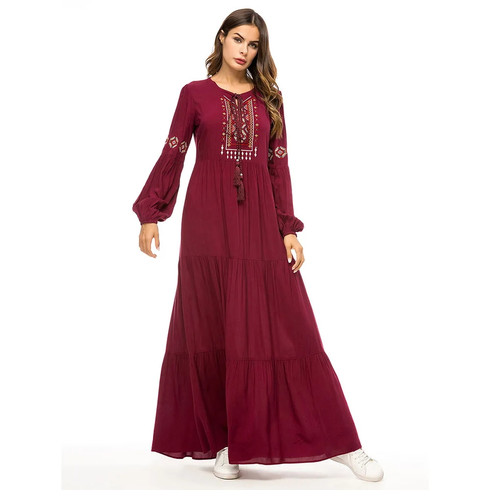 

2019 New Fashion Muslim Dress Hot Sale Dubai Abaya Long Sleeve Abayas For Women Embroidery Caftan Marocain