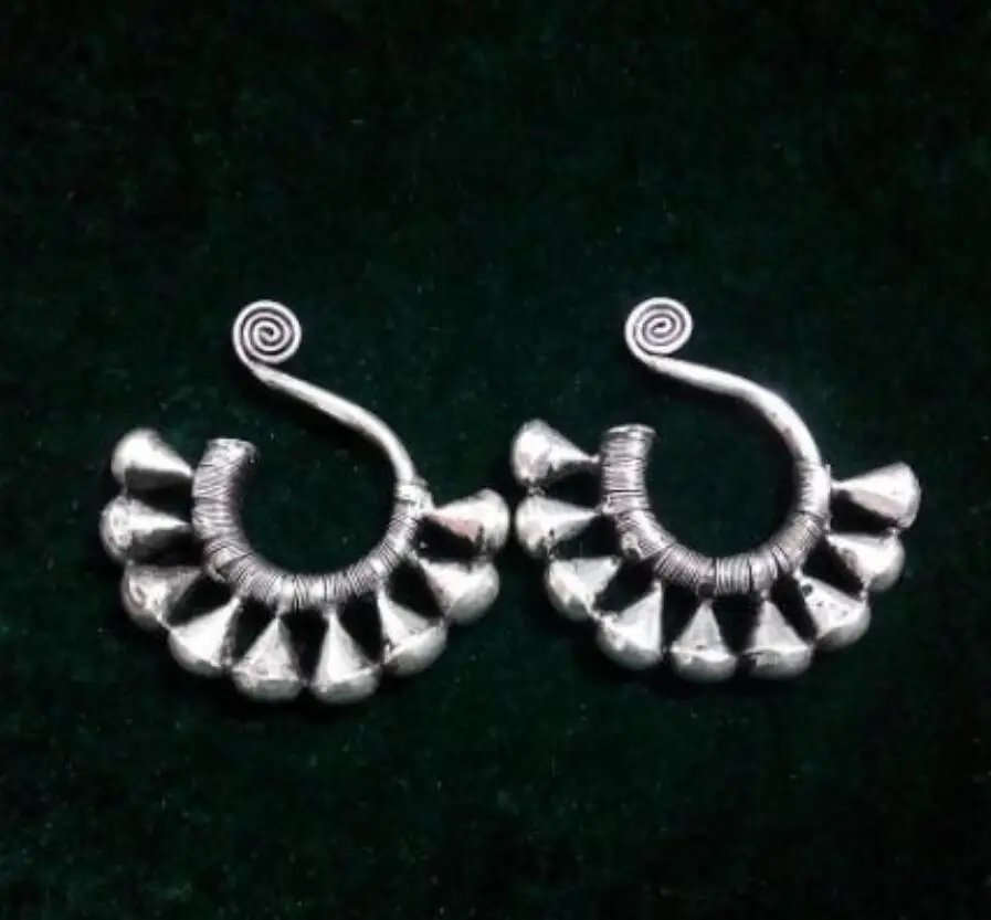 

hot sell new - Wholesale -hot >>Charming Tibet Tribal Jewelry Miao Silver Big Hollow Earrings pair