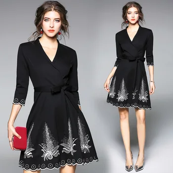 

Europe fashion 2018 spring new v-neck embroidery flower a-line dress women black sexy party belt waist vestidos lady office