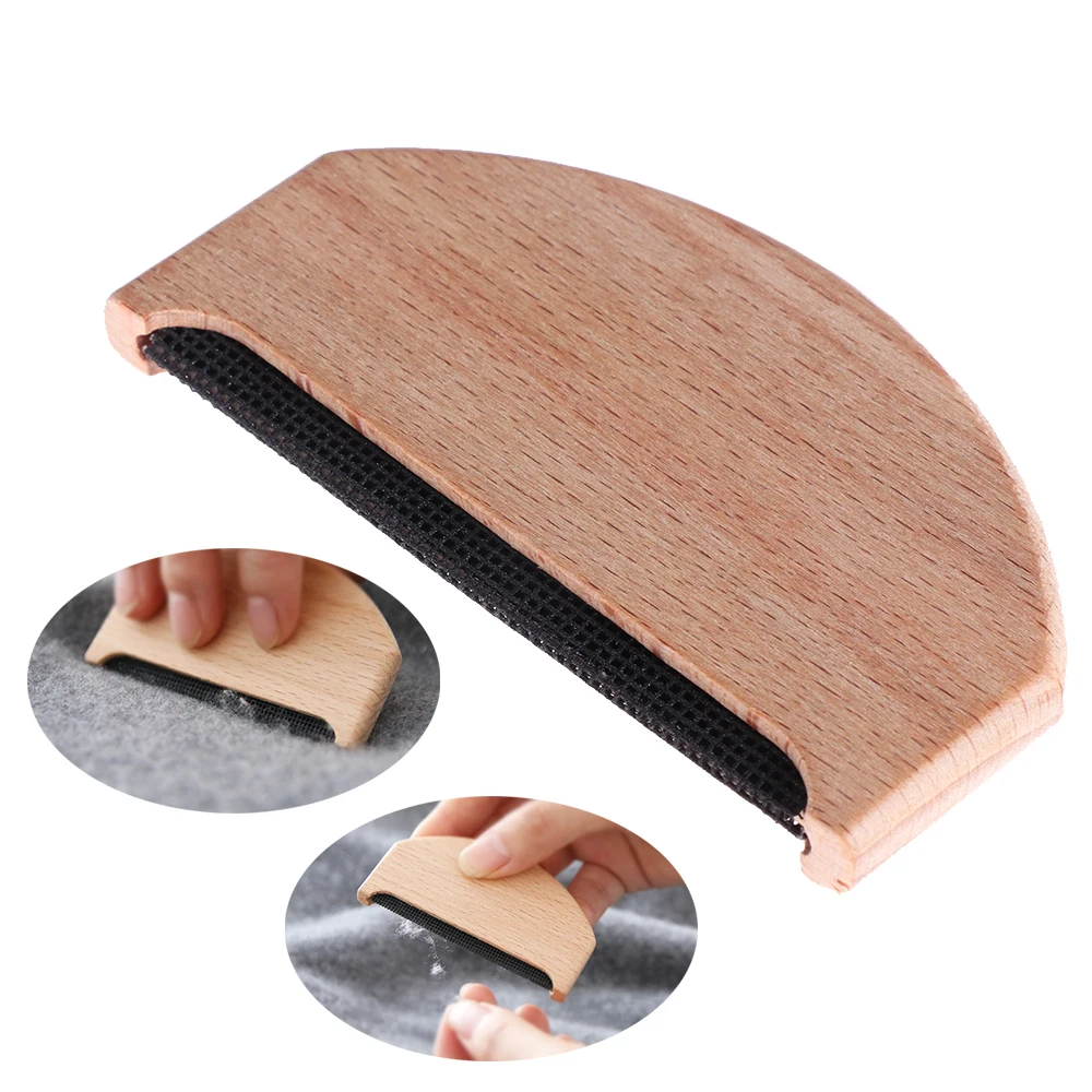 

1pc Wooden Fabric Clothes Sweater Brushes Lint Removers Roller Manual Portable Trimmer Shaver Comb Garment Care