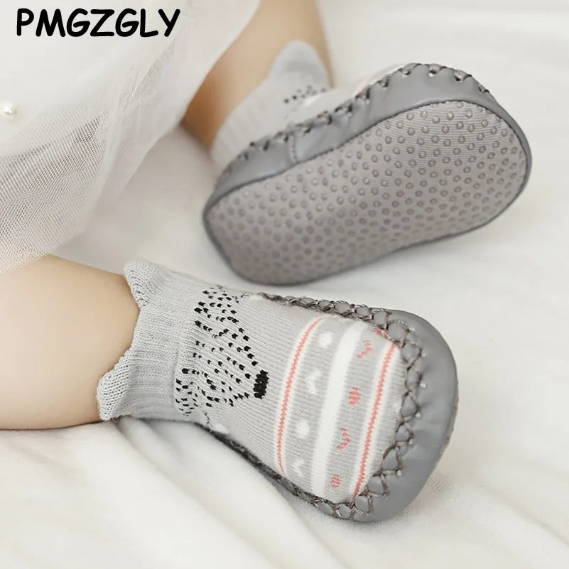 Детская весенняя обувь для новорожденных мальчиков и девочек Мокасины для малышей от 0 до 18 месяцев для мальчиков и девочек - Цвет: First Walkers Gray