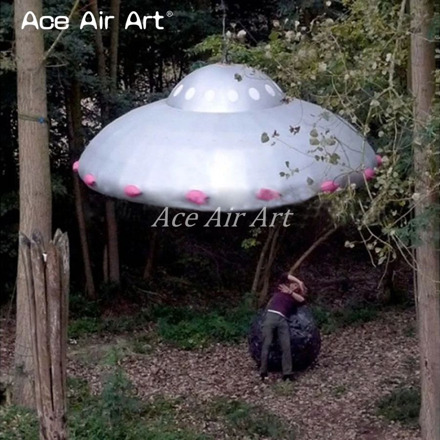 

Outdoor hanging up giant sliver Inflatable UFO model for sale