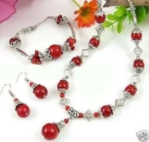 Набор из ожерелья браслета и сережек тибетского серебра красного коралла|necklaces