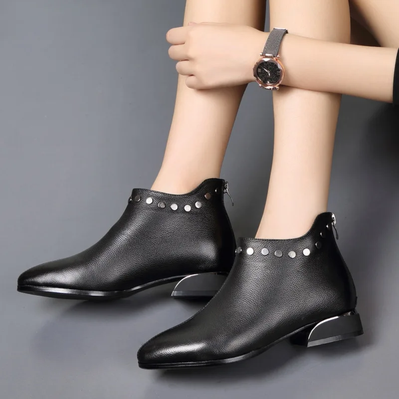

New 100% Cow Leather Women Ankle Boots Poined Toe Thick Heels Elegant Ladies Work Shoes Woman Rivet Boots Autumn Winter