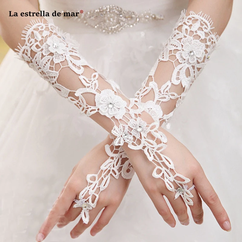 

Accessoire mariage stock wedding gloves new white with finger long lace diamonds bridal gloves wholesale bride gloves wedding