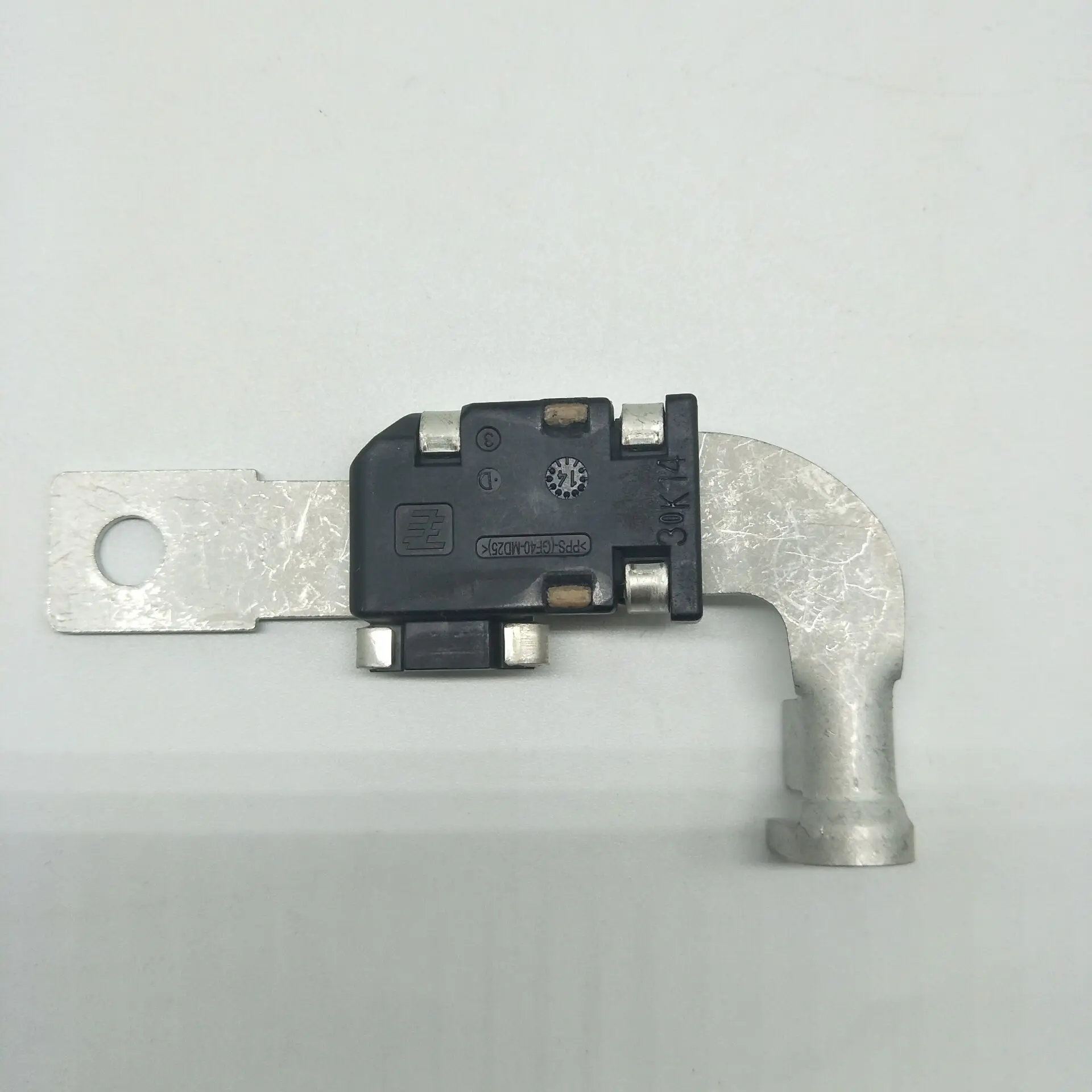 For Volvo Battery Fuse Positive Side Car Starter motor positive