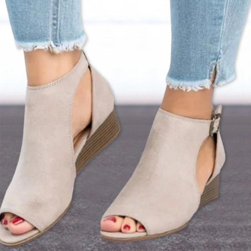 women sandals