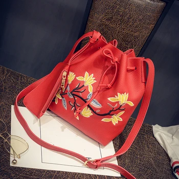 

Fashion Womens Bag Embroidery Floral Print Shoulder Handbag Casual String Messenger Cross Body Bucket Red Black Bag Versatile