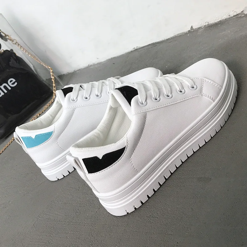 

Hot fashion simple simple solid color front tie women sneakers 2019 new wild flat casual shoes wear non-slip women's shoes