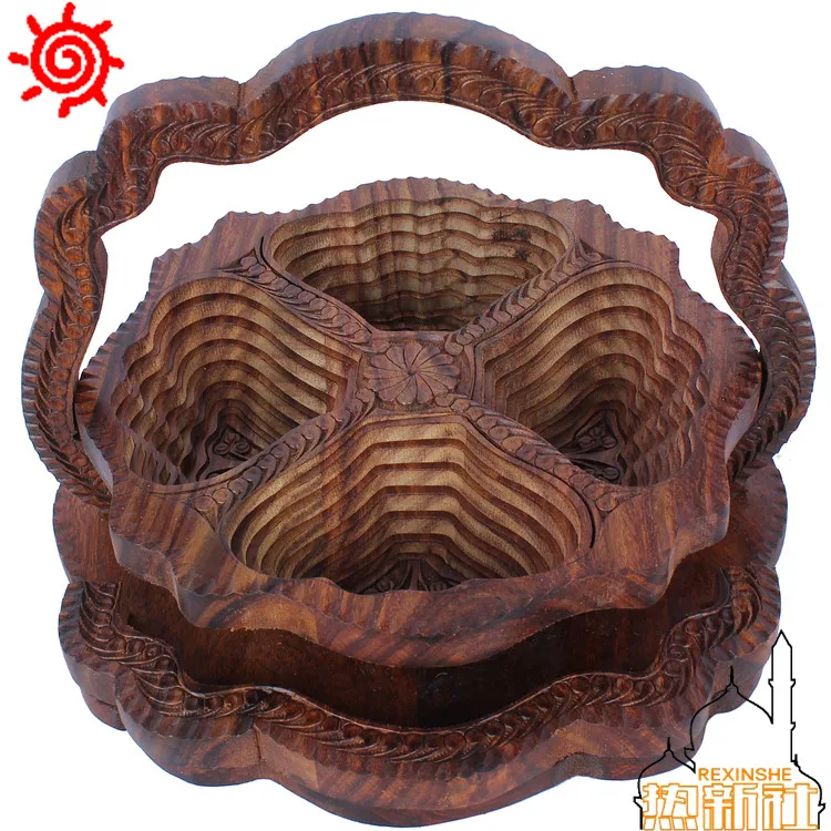 

Pakistan wood carving art 12 inch four hand basket basket folding wooden basket utility dry pit