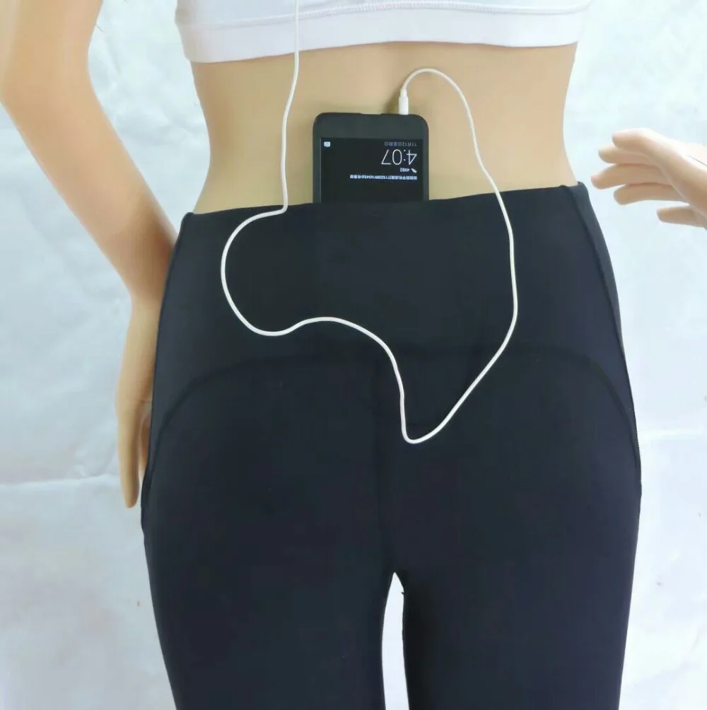 pocket on back waist