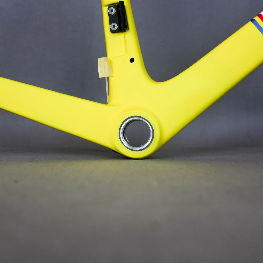 Flash Deal Chinese carbon fibre bicycle frame Super light 780g Carbon Road Bike Frame Di2 Electronic variable speed 2